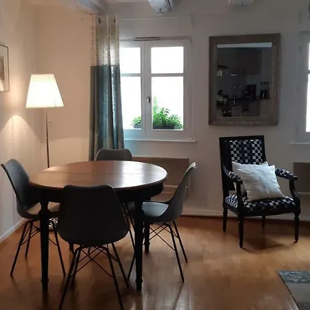 Margot - Hyper Centre Apartment